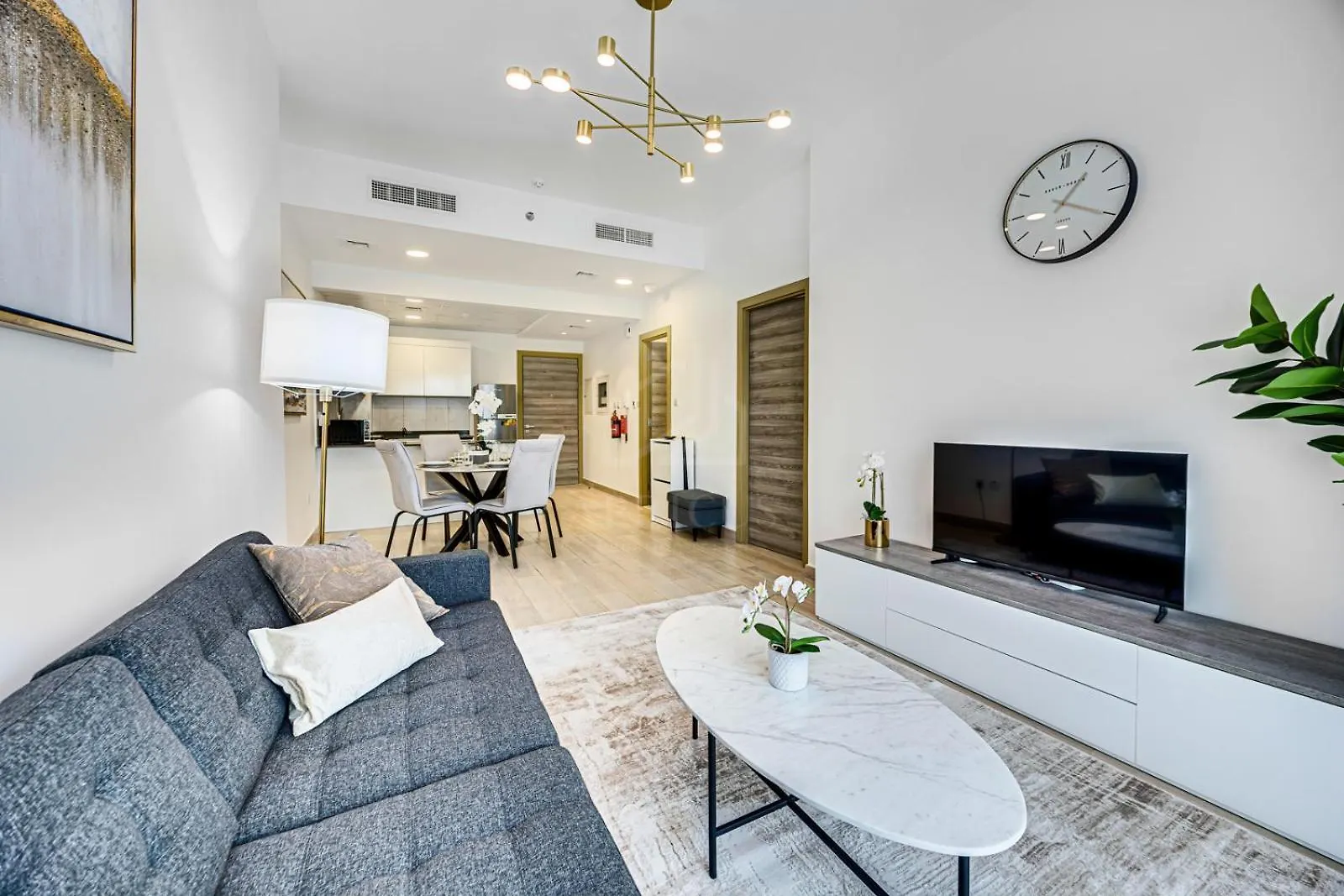 Elegant 1-Bedroom Apartment At Bloom Heights Dubai