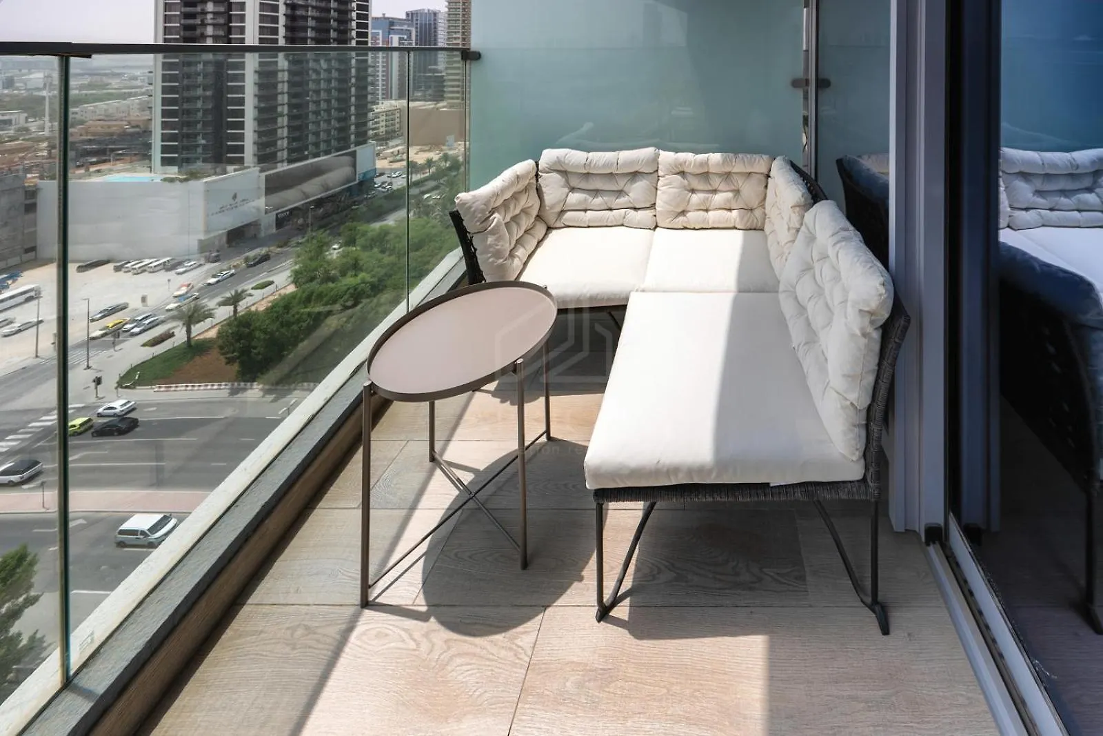 Elegant 1-Bedroom Apartment At Bloom Heights Dubai