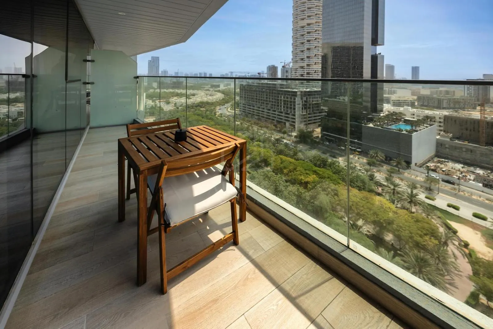 Elegant 1-Bedroom Apartment At Bloom Heights 두바이 아랍에미리트